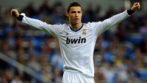 这还是足球吗？对手两红后摩洛哥U17全场80脚射门16-0取胜