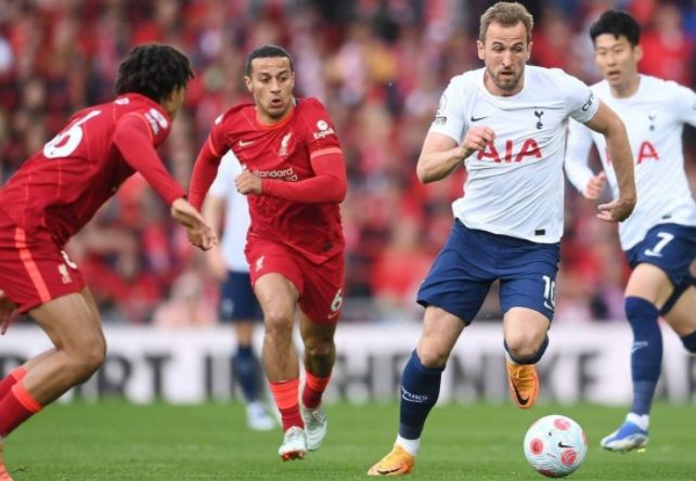 [高尔夫]纪钰爱逆转夺冠 成就中巡赛四冠王